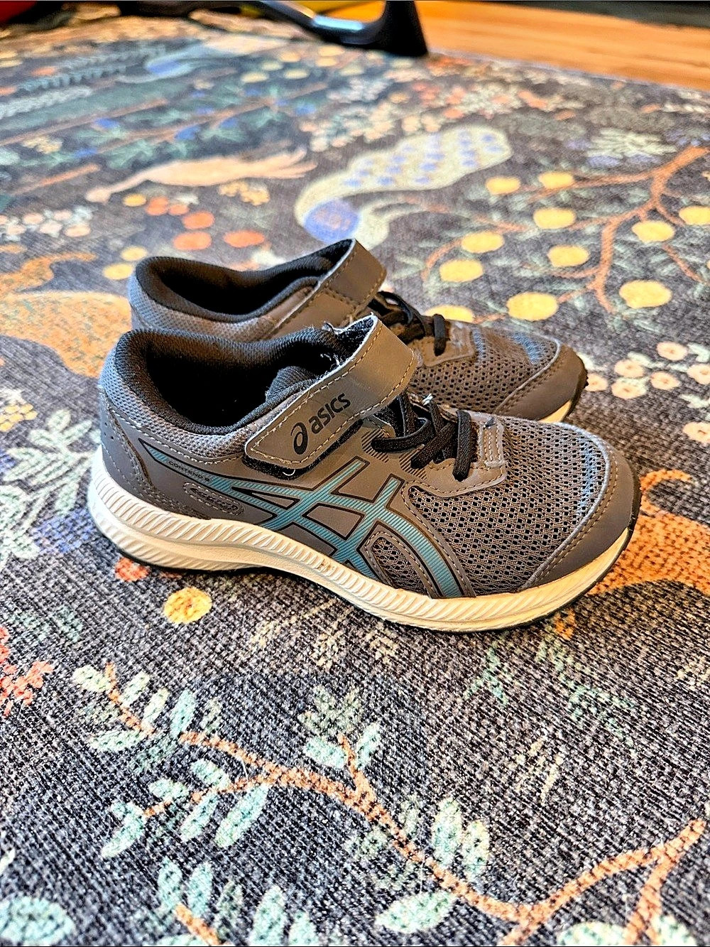ASICS Kids Gray & Blue Sneakers